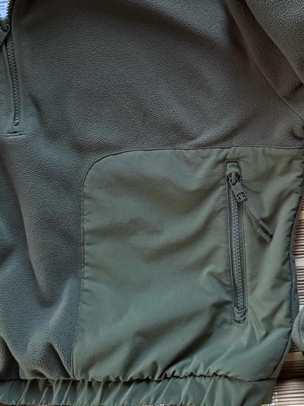 VUORI•ASPEN HALF ZIP•OLIVE•SIZE MEDIUM - Picture 11 of 14